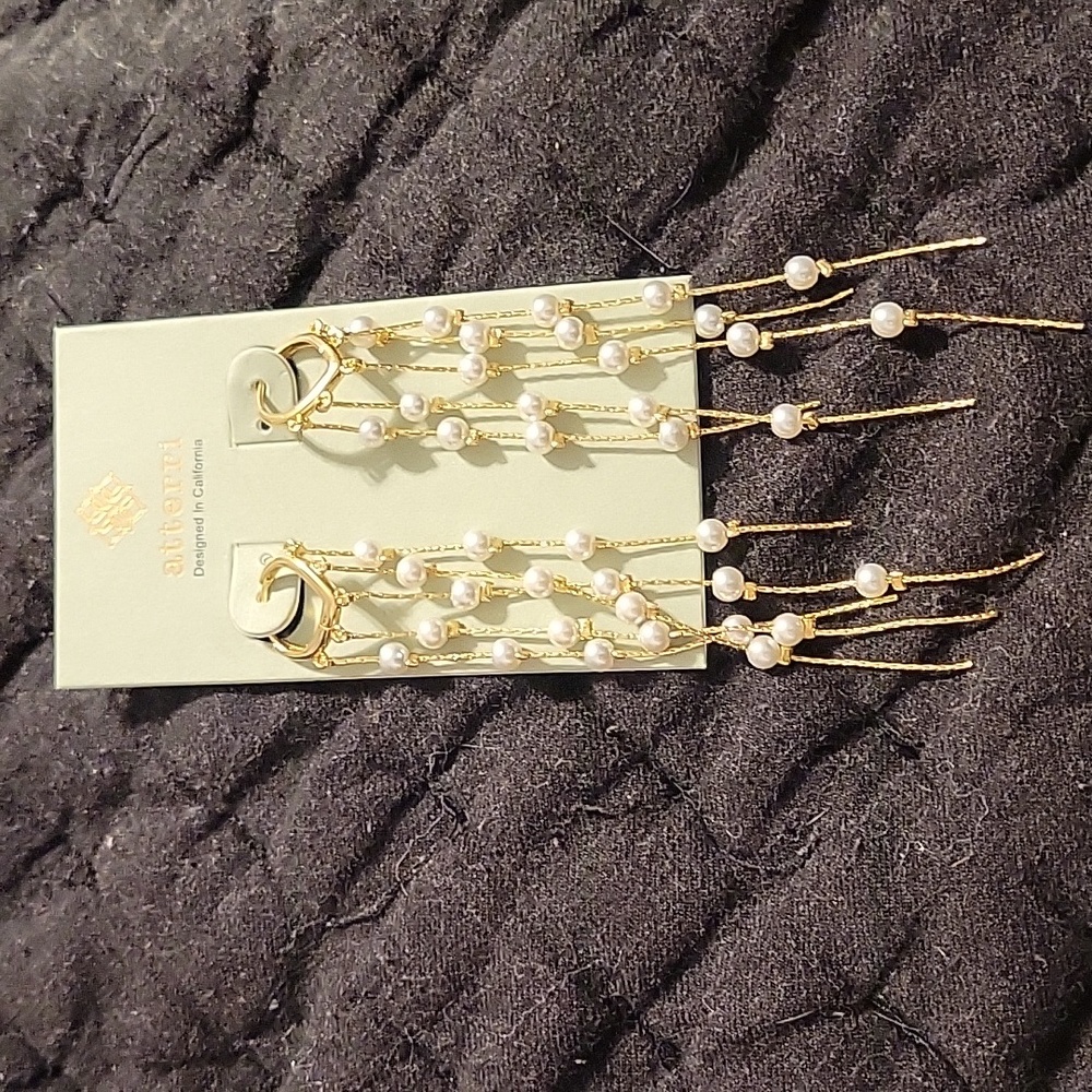 NWT Atterri pearl and gold dangle earrings